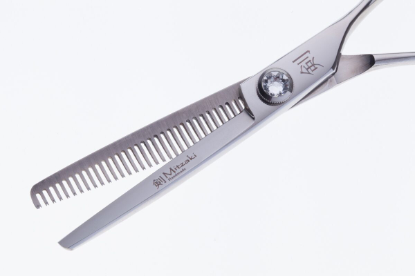 Effilierschere Mitzaki-dynasti "DIAMOND" in 6.0 ZOLL -Scherenklingen aus  PREMIUMSTAHL - 35 verzahnte Prismen auf den Kammseiten - Etui und Zubehör